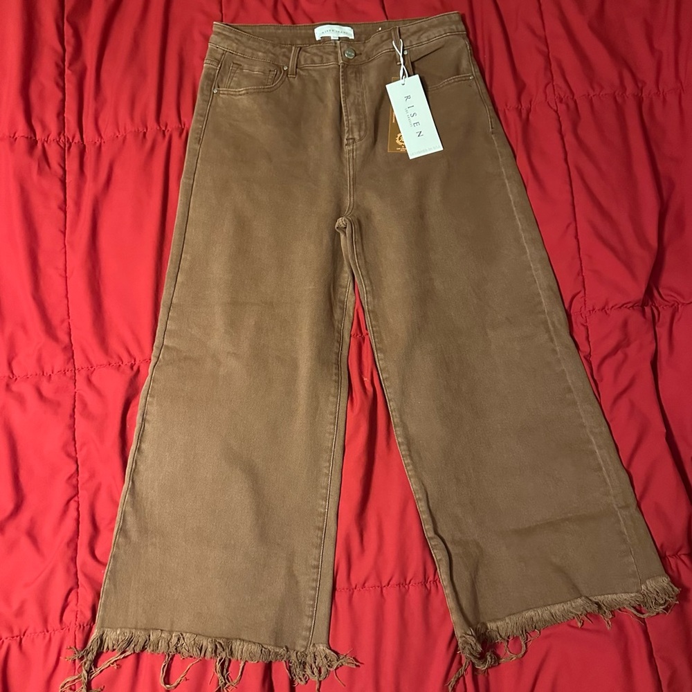 Risen Cropped Wide-Leg Jeans